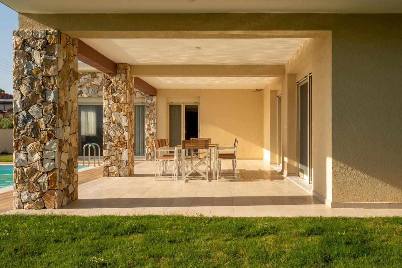 Kalisun Exclusive Villas Nea Kallikrateia エクステリア 写真